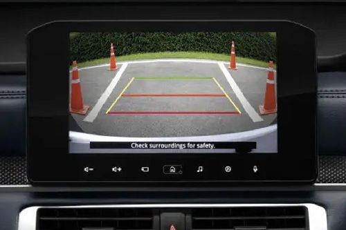 Xpander Cross Parking Assist