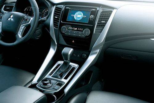 Mitsubishi Montero Sport (2022-2023) Gear Shifter