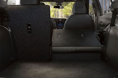 Nissan Kicks (2023-2024) Storage (Center Console)