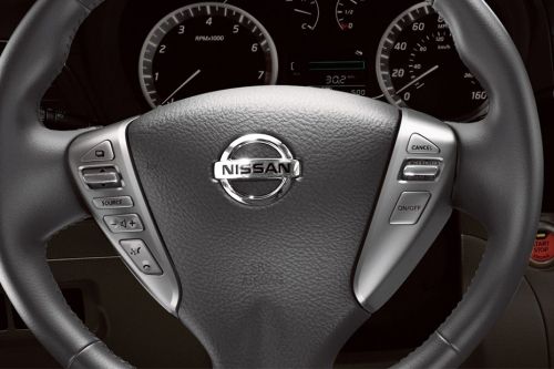 Nissan Sentra (2022-2023) Multi Function Steering