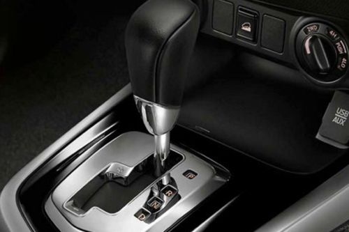 Nissan Navara Pickup Gear Shifter