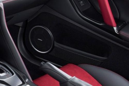 Speakers View of Nissan GT-R Nismo