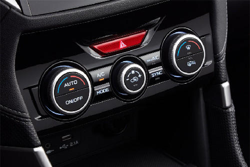 Front AC Controls of Subaru Forester