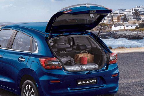 Baleno Trunk Open