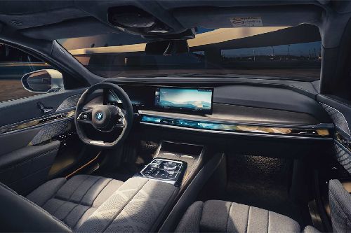 Dashboard View of i7