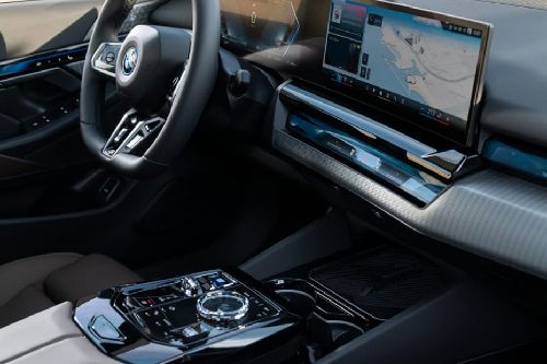 i5 Center Console