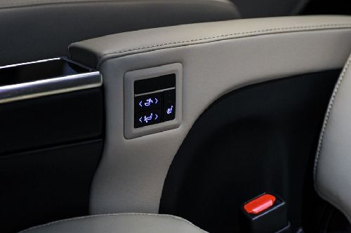 Toyota Granvia Drivers Side In Side Door Controls