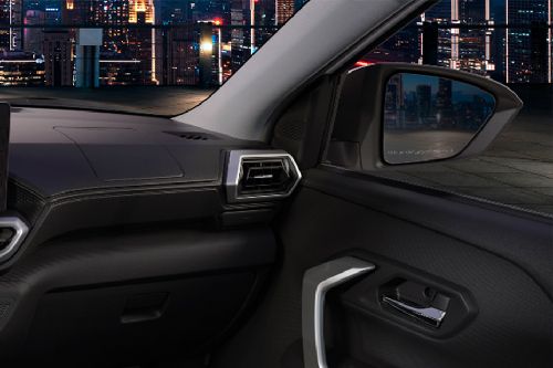 door handle interior of Toyota Raize