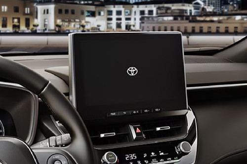 Stereo View of Corolla Cross