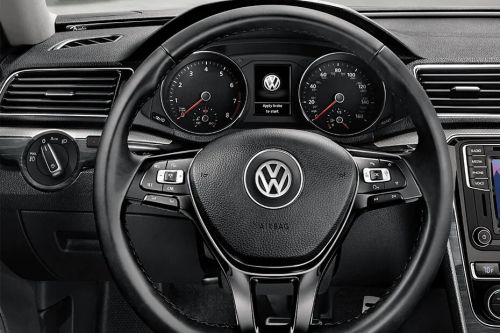 Volkswagen Passat Steering Wheel