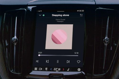 Front AC Controls of Volvo S90