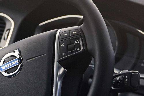 Volvo S60 (2021-2023) Multi Function Steering