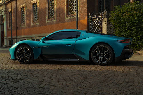 Speakers View of Maserati Mcpura