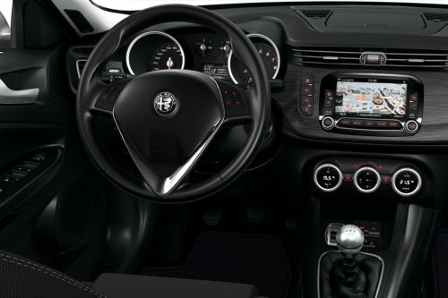 Giulietta Center Console