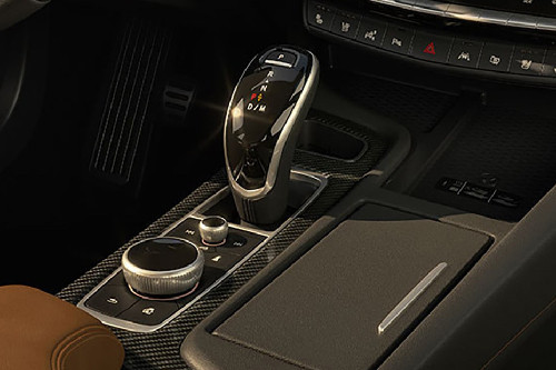 Cadillac CT5 Gear Shifter