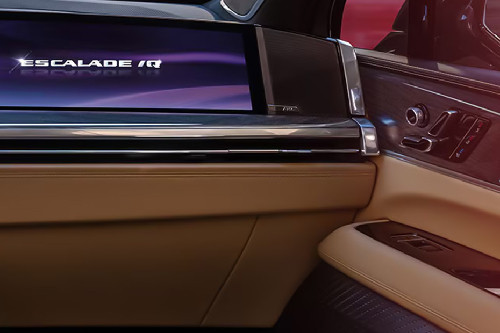 ESCALADE IQ Front Side Ac Vents