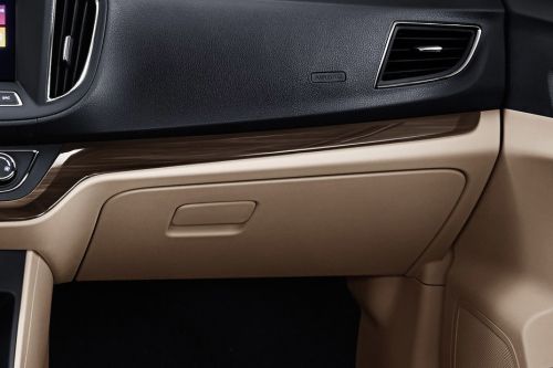 MG 360 Glove Box
