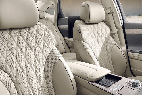 G80 Front Seats