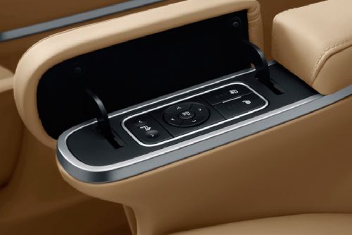 GAC GN8 Drivers Side In Side Door Controls
