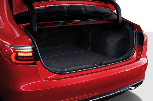 GA6 Trunk Open