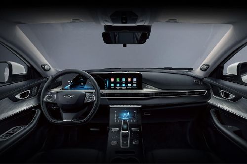 Dashboard View of  Tiggo 8 Pro