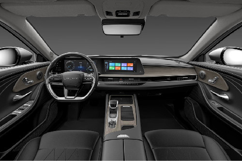 Dashboard View of Arrizo 8