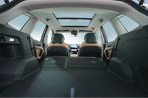 Folding Seats of Geely Starray