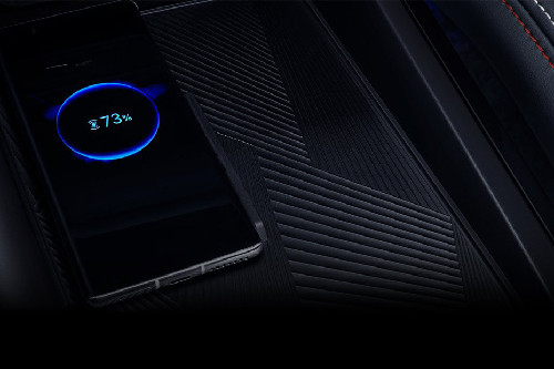 Power Accessories Outlet View of Geely Coolray Power Accessories Outlet View of Geely Coolray