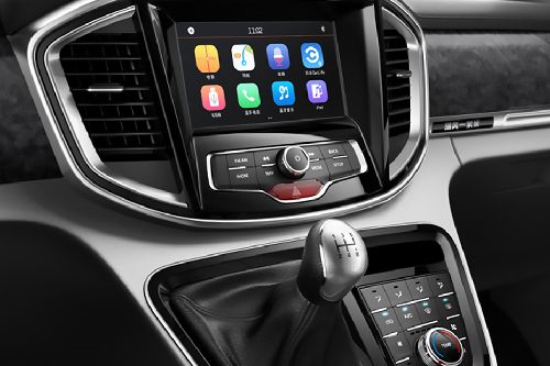 Front AC Controls of JAC M4