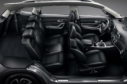JAC S7 Front And Rear Seats Together